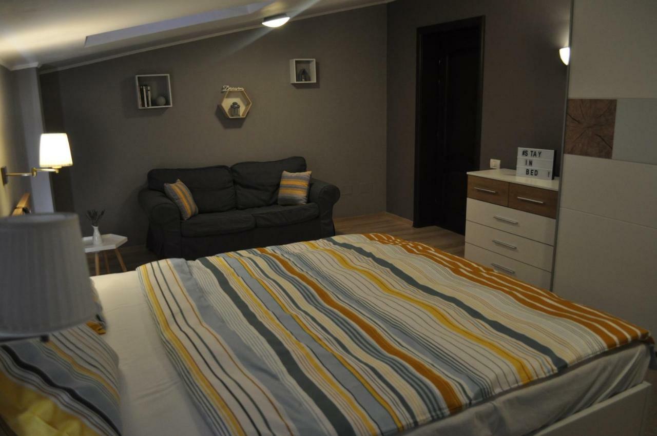 Sleep & Fly Apartment Otopeni Exterior foto